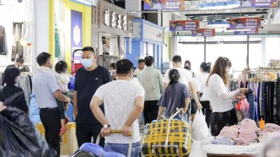 原材料、运价大涨挤压企业利润空间，但有纺企签3000万美元大单，还有纺企订单排到明年8月！